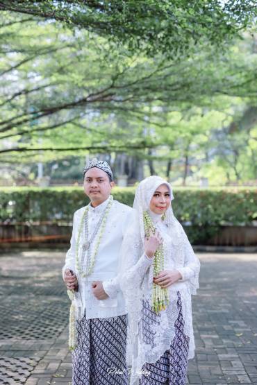 Dea & Reza